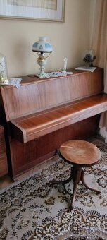 Predám piano Petrof - 4
