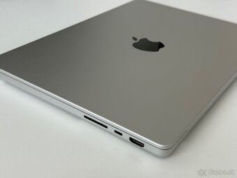 MacBook Pro 14" M1 Pro 10-core 16GB RAM 1TB SSD - 4