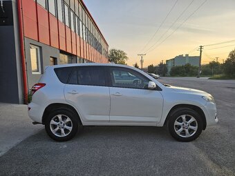 Toyota Rav4 D-4D 4x4 = 187243km , Bez korozie, Top Stav= - 4