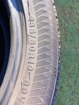 235/50 r19 zimné pneumatiky - 4