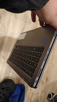 Notebookotablet ASUS VivoBook FLIP 14" - 4