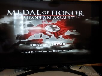 Predám PS2 model SCPH 70003 - 4