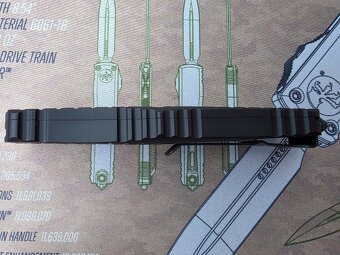 Microtech Combat Troodon Delta Frag Shadow Tanto - 4