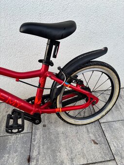 ultralahky Academy grade 16 - 4