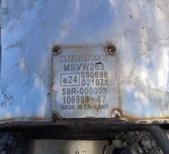 Milltek golf 5 gti - 4