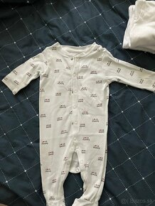 Novorodenecke pyžamká zn Next,H&M - 4