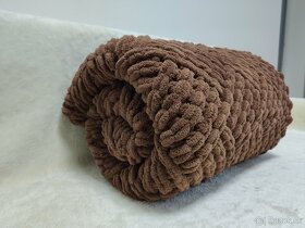Pletená deka pre dospelých hnedá - 4