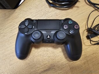 Playstation 4 Pro 1TB - 4