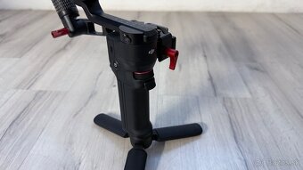 Predám gimbal DJI RS3 Mini v zaruke - 4