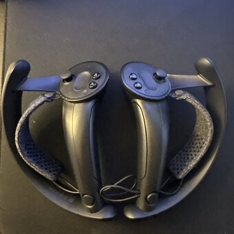 Valve Index headset, 2 controllers, 2 base station, VR KIT - 4