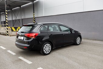 Kia Cee'd SW 1.6 CRDi 94kW M6 LX/Silver 02/2013 - 4