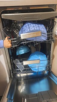Indesit vertikálna 45cm - 4
