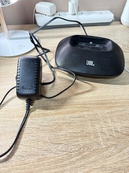JBL Onbeat Micro  - 4