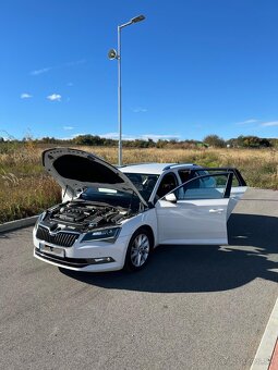 Škoda Superb III Combi 1.6 TDi Ambition - 4