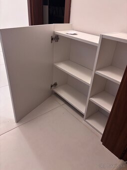 Skrinka nad umyvadlo so zrkadlom - 4