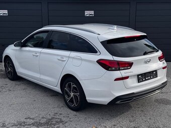 Hyundai i30 CW 1.6 CRDi Family Automat, SK pôvod, 1 majitel - 4