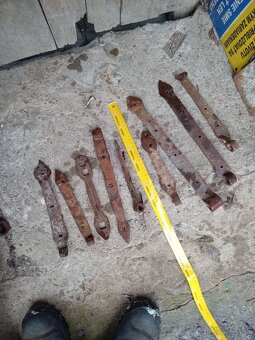 Kus 1e.podkovy pánty.taniere - 4