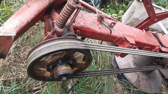 Bubnová Kosačka 165 za traktor funkčná - 4