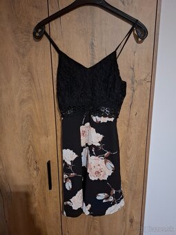 Mix dámskeho oblečenia - 4