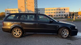 Škoda Octavia RS 1.8 Turbo - 4
