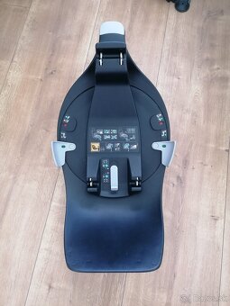 Maxi Cosi Pearl 360 + Isofix - 4