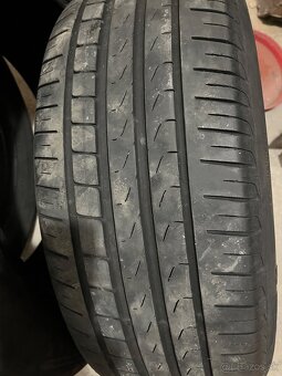 Predám Pirelli Cinturato P7 Rum flat 225/60 r17 - 4