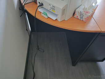 pracovný stôl s doplnkovými prístavbami - 4