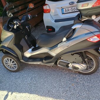 Piaggio MP3 .16kw - 4