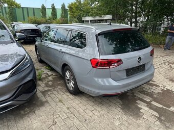 Volkswagen passat Variant 2.0 TDI Business - 4