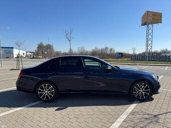Mercedes-Benz E 350 d 4MATIC A/T - 4