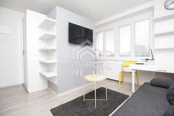 DULOVO nám. -  garsónka, WIFI, pivnica, ul. Trenčianska - 4