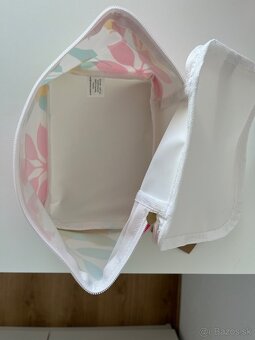 Garnier - šampóny, balzamy, masky, taštičky, cvakátko - 4