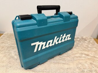 Makita HP457DWE – akumulátorový vŕtací skrutkovač s príklepo - 4