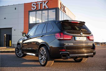 BMW X5 xDrive40d A/T - 4