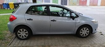 Toyota Auris - 4