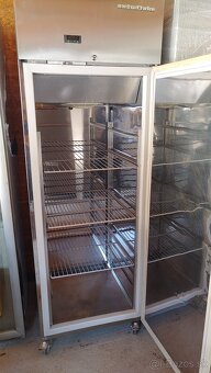 Chladiaca skriňa GRAM K605 Snowflake, 600L - 4