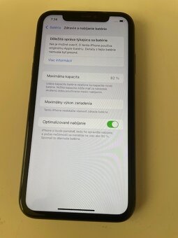 Krásny iphone 11 128GB batéria 82 percent - 4