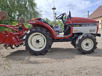Predám Mitsubishi MT 165 - 4