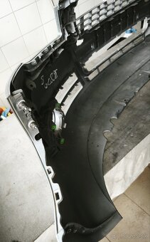 Predný nárazník Audi A4 B7 LY7G - 4