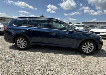 Volkswagen Passat 2,0 TDI 110kW DSG NAVI 2023 nafta automat - 4