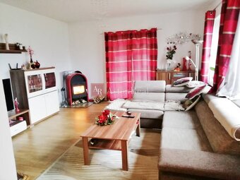 Na prenájom 2.izb prerobený RD vo Vrútkach s Garážou, Bazéno - 4