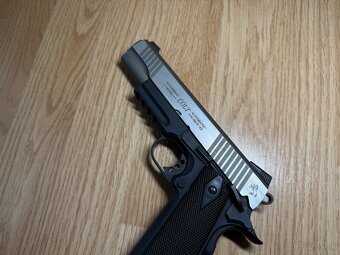 COLT 1911 Rail GBB CO2 - 4