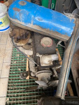 Motor Š1203 - 4