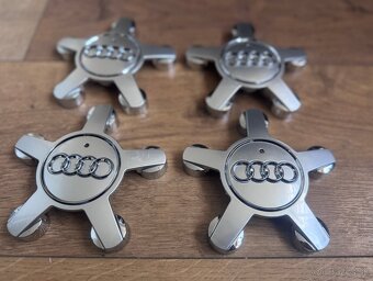 Puklicky AUDI kryty diskov krytky na kolesa disky - 4
