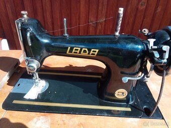 Šijací stroj manualny - 4