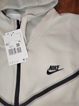 Nike Tech Fleece mikina - 4