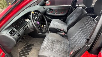 Toyota Corolla E100 1.3 XLi - 4