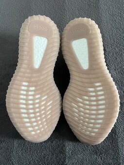 Adidas Yeezy 350 - 4