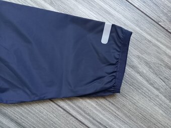 Tenučká bunda-top stav,veľkosť 128 - 4