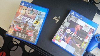 Sony Playstation 4 Pro 1TB + 2xjoypad a hry - 4